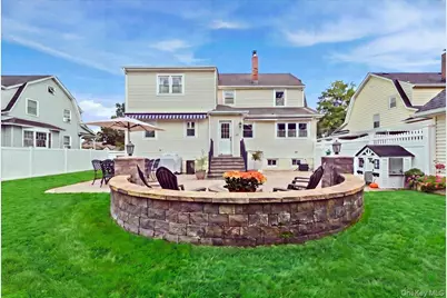 2546 Hicks Street, Bellmore, NY 11710 - Photo 45