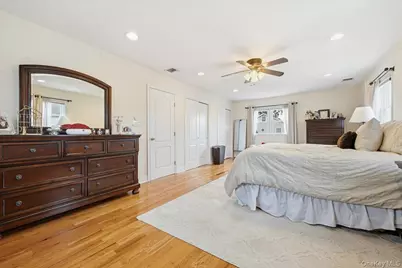 2546 Hicks Street, Bellmore, NY 11710 - Photo 29