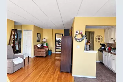 6112 69th Street #2A, Middle Village, NY 11379 - Photo 5