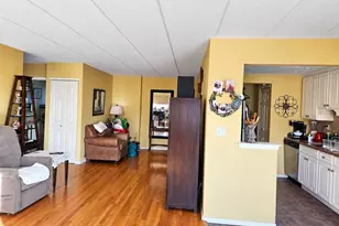 61-12 69th St, Middle Village, NY 11379 - Photo 5