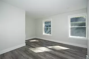 5 Douglas St, Poughkeepsie, NY 12603 - Photo 13