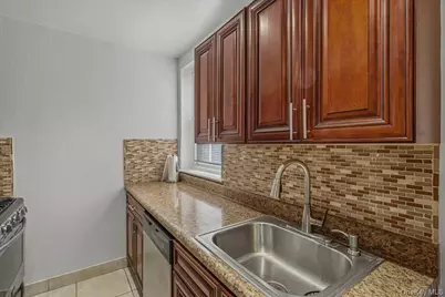 2107 Wallace Ave Wallace #6A, Bronx, NY 10462 - Photo 11