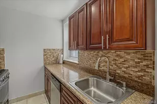 2107 Wallace Ave Wallace, Bronx, NY 10462 - Photo 11