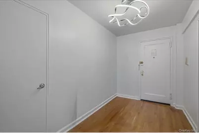2107 Wallace Ave Wallace #6A, Bronx, NY 10462 - Photo 13