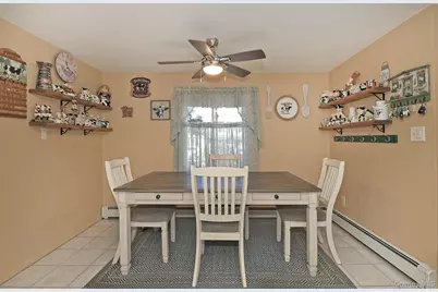 11 Crooked Pine Drive, Medford, NY 11763 - Photo 7