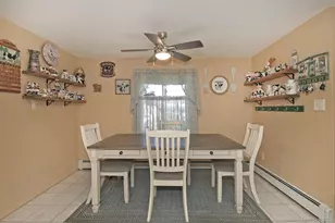 11 Crooked Pine Dr, Medford, NY 11763 - Photo 7
