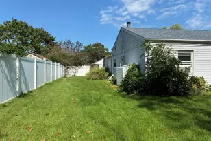 4 Carston St W, Selden, NY 11784 - Photo 25