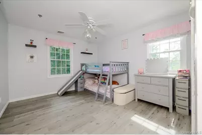 24 William Avenue, Islip, NY 11751 - Photo 19