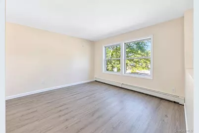 84 Arlington, Wyandanch, NY 11798 - Photo 7