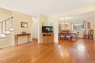44 Dulittle St, North Babylon, NY 11703 - Photo 3