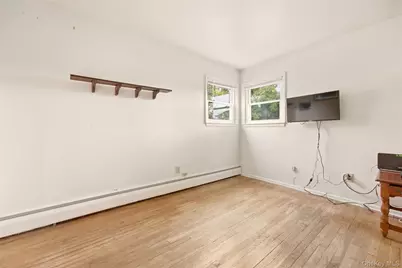 44 Dulittle Street, North Babylon, NY 11703 - Photo 17