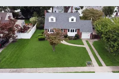 44 Dulittle Street, North Babylon, NY 11703 - Photo 37