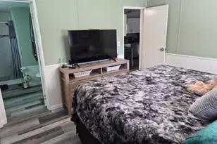 37-28 Hubbard Ave, Riverhead, NY 11901 - Photo 3