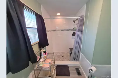37-28 Hubbard Avenue, Riverhead, NY 11901 - Photo 7
