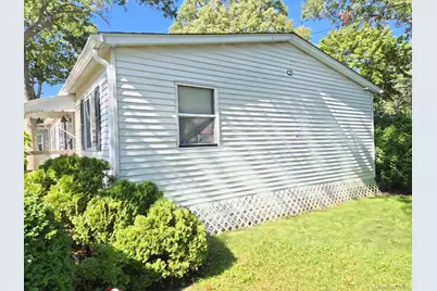 37-28 Hubbard Avenue, Riverhead, NY 11901 - Photo 29