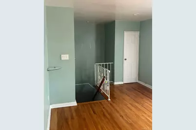 23424 133rd Avenue #Upper, Rosedale, NY 11422 - Photo 3