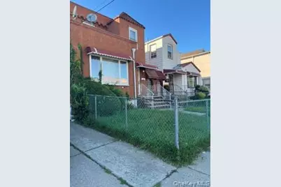 13940 231st Street, Springfield Gardens, NY 11413 - Photo 5