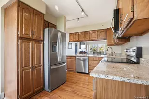 4 Marina Dr, Mahopac, NY 10541 - Photo 7