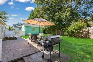 3 School St, Ronkonkoma, NY 11779 - Photo 25