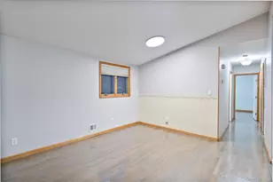 423 Westview Ave, Deer Park, NY 11729 - Photo 5