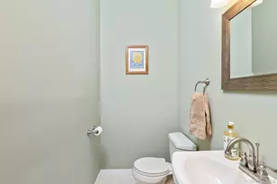 143 Paddington Cir, Smithtown, NY 11787 - Photo 13