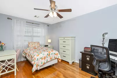 143 Paddington Circle, Smithtown, NY 11787 - Photo 19