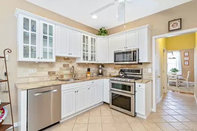 143 Paddington Circle, Smithtown, NY 11787 - Photo 9