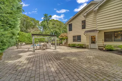20 Old Route 25A, Northport, NY 11768 - Photo 11