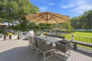 24 Quintree Ln, Melville, NY 11747 - Photo 31