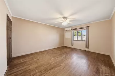 61-17 81st Street, Middle Village, NY 11379 - Photo 9