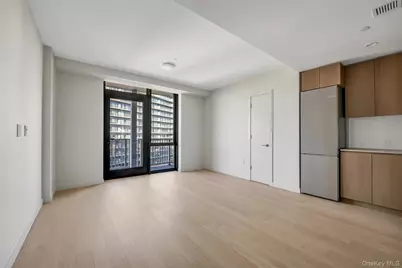 131-02B 40th Road #15U, Flushing, NY 11354 - Photo 3