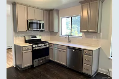 3 Hook Road #52, Poughkeepsie, NY 12601 - Photo 3