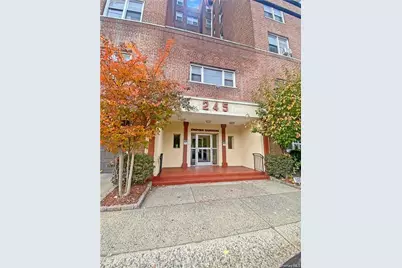 245 Bronx River Road #8C, Yonkers, NY 10704 - Photo 1
