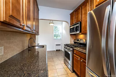 110 South Village Avenue #1A, Rockville Centre, NY 11570 - Photo 9