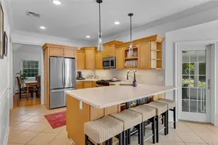 14 Whistler Hill Ln, Huntington, NY 11743 - Photo 7