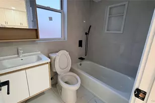 1931 Mayflower Ave, Bronx, NY 10461 - Photo 9