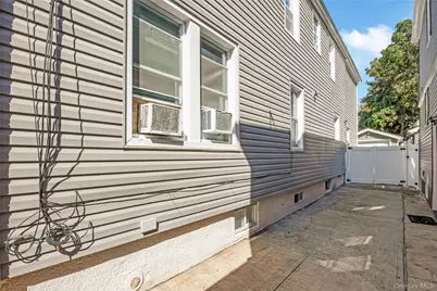 11125 145th Street, Jamaica, NY 11435 - Photo 31
