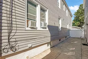 111-25 145th St, Jamaica, NY 11435 - Photo 31