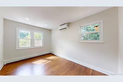32 & 34 Oakwood Road, Huntington, NY 11743 - Photo 31