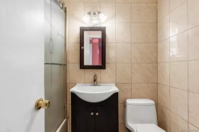 4337 Wilder Avenue, Bronx, NY 10466 - Photo 11