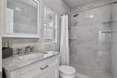 6511 Claran Court, Maspeth, NY 11378 - Photo 17