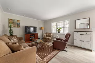 139 Arlyn Dr W, Massapequa, NY 11758 - Photo 5