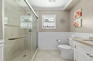 139 Arlyn Dr W, Massapequa, NY 11758 - Photo 15