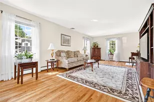 4 Wayne Dr, Poughkeepsie, NY 12601 - Photo 13