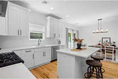 44 James Street, Patchogue, NY 11772 - Photo 23