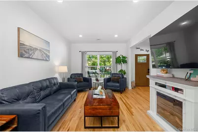 44 James Street, Patchogue, NY 11772 - Photo 15