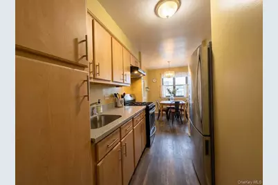 9430 60th Avenue #5D, Elmhurst, NY 11373 - Photo 11