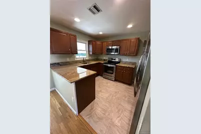 35 Sheridan Street, Huntington, NY 11743 - Photo 3