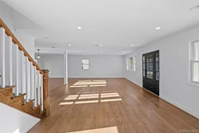 78 Taft Avenue, Lynbrook, NY 11563 - Photo 23
