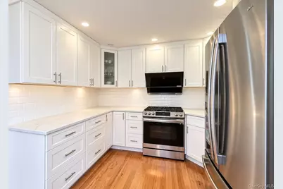 136-04 68th Dr #A, Kew Gardens, NY 11367 - Photo 7